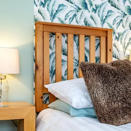 The Laurels Bed & Breakfast 4*